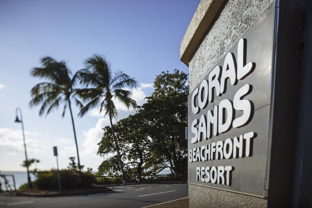 Coral Sands Beachfront Resort Trinity Beach Exterior photo